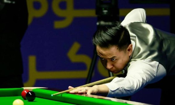 问鼎娱乐app下载 斯诺克战报：中国德比变成碾压局，张安达破百拿下赛点，肖国栋仅得2局1分